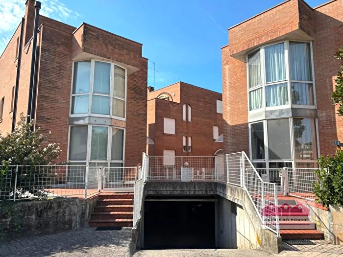 Casa con 5 locali in vendita in Via Francesco Cilea, Vicenza