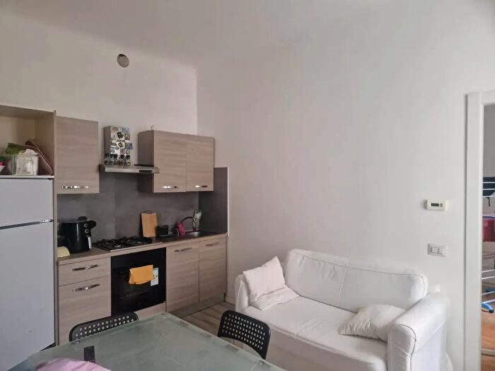 Appartamento bilocale in affitto in Via Michelangelo Buonarroti, Milano