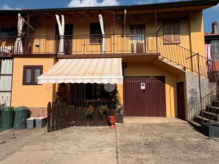 Appartamento quadrilocale in vendita in Piazza carlo marx, Senago