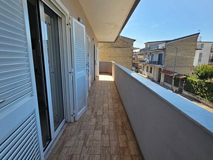 Appartamento quadrilocale in affitto in Via Antonio Tinto, Succivo