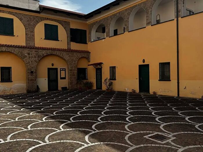 Appartamento bilocale in affitto in Via Noce, Salerno