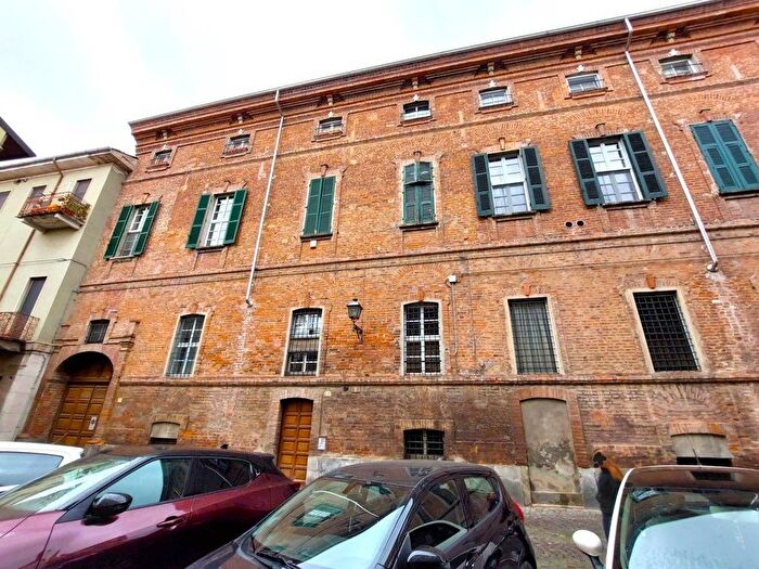 Appartamento trilocale in affitto in Via Felice Cavallotti, Centro, Valenza