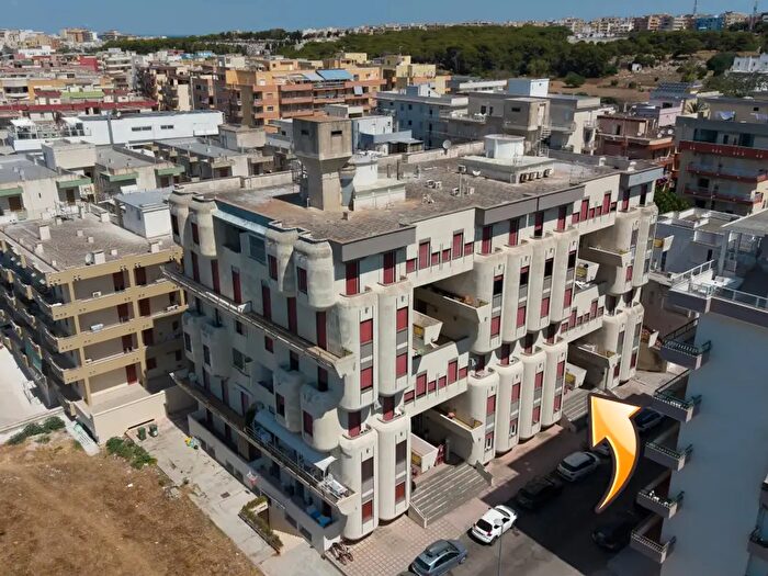 Appartamento quadrilocale in vendita in Via Rosmini, Gallipoli