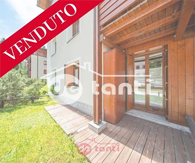 Appartamento bilocale in vendita in Via Antonio De Giacomi Madesimo So, Madesimo