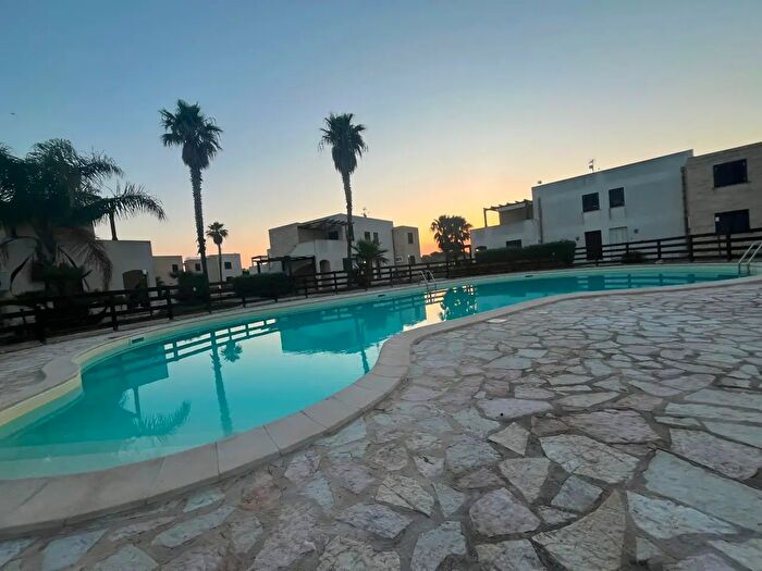 Appartamento trilocale in vendita in Strada Costiera di Mezzogiorno Snc, Favignana