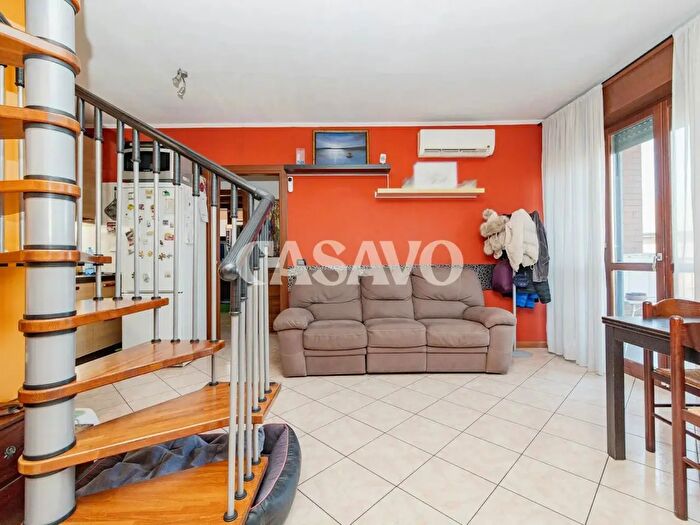 Appartamento quadrilocale in vendita in Via Guglielmo Marconi, Pregnana Milanese