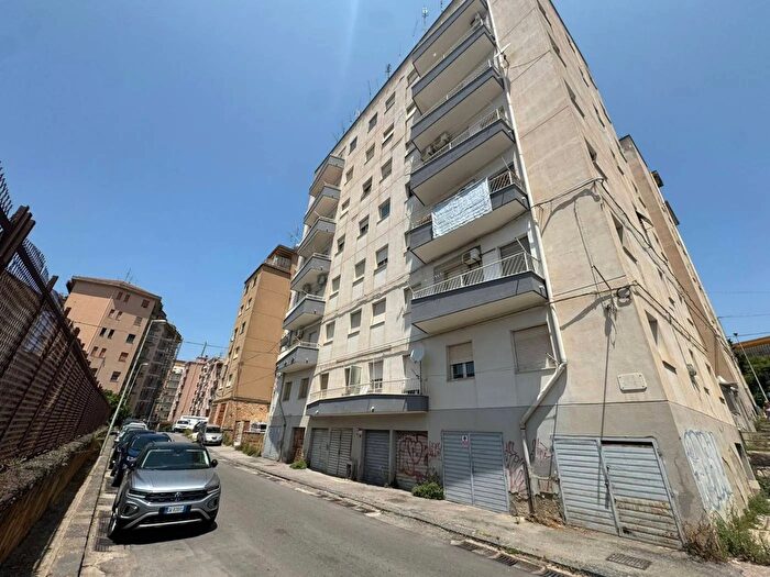 Appartamento con 5 locali in vendita in Via Gorizia Caltanissetta, Caltanissetta