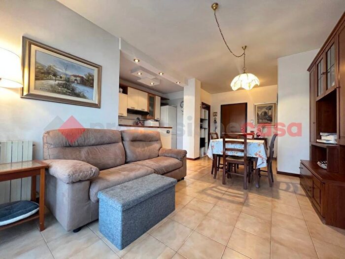 Appartamento bilocale in affitto in VIA MONTORIO, Borgo Venezia, Verona