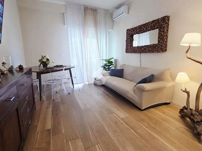 Appartamento trilocale in vendita in Via Sabotino, Bari