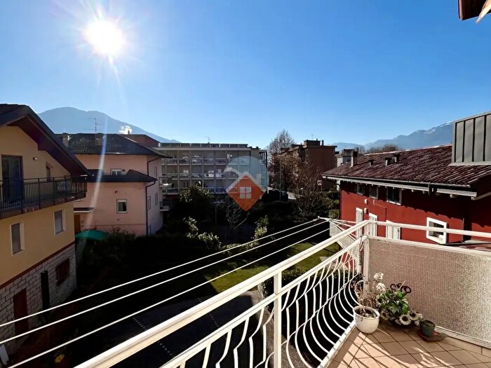 Appartamento trilocale in vendita in Via Tommaso del Murero, Rovereto