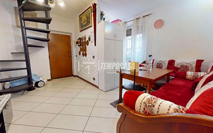 Appartamento bilocale in vendita in Via Camillo Benso Cavour, Cinisello Balsamo