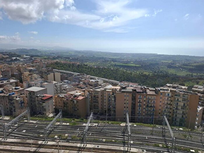 Appartamento con 6 locali in affitto in via empedocle, Centro Storico, Agrigento