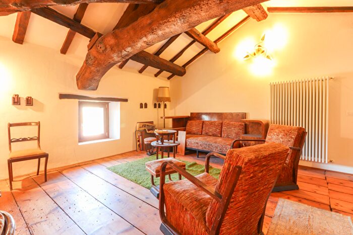 Appartamento con 6 locali in vendita in Via Giugnola, Castel Del Rio