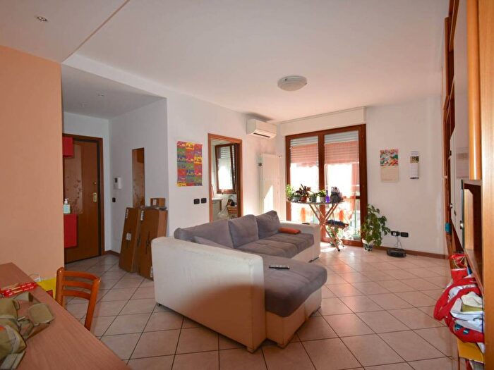 Appartamento quadrilocale in affitto in Via Vincenzo Casciarolo, San Donato, Bologna