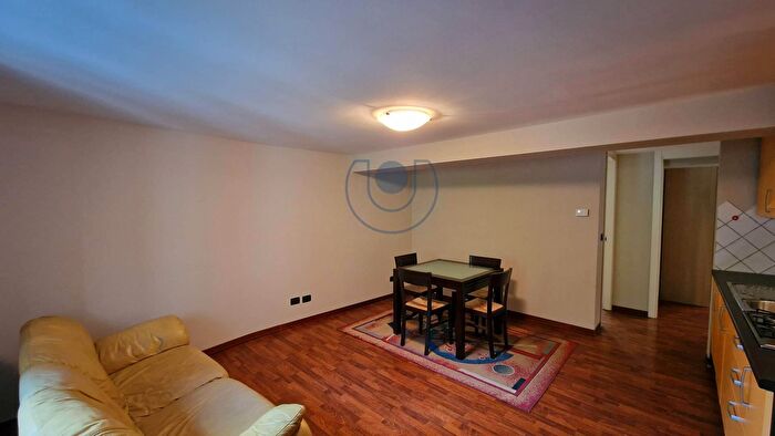 Appartamento trilocale in vendita in Via Roma, Oulx