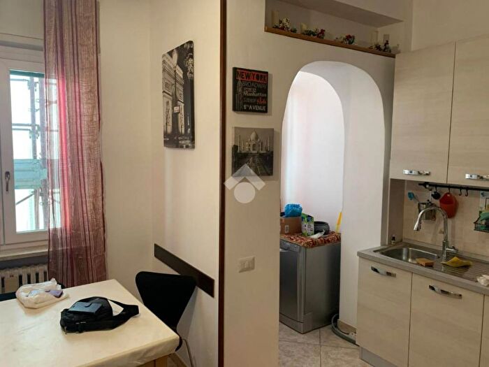 Appartamento quadrilocale in affitto in Via palazzina, Borgo Roma, Verona