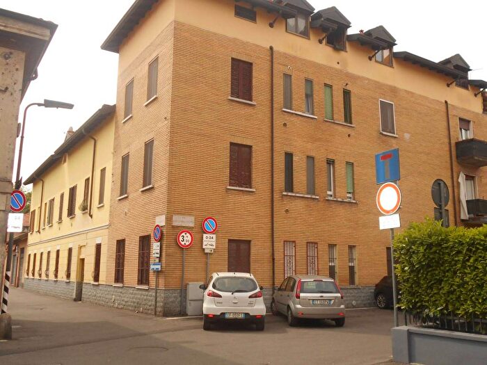 Appartamento bilocale in affitto in Via Giuseppe Galliano, Baggio, Milano