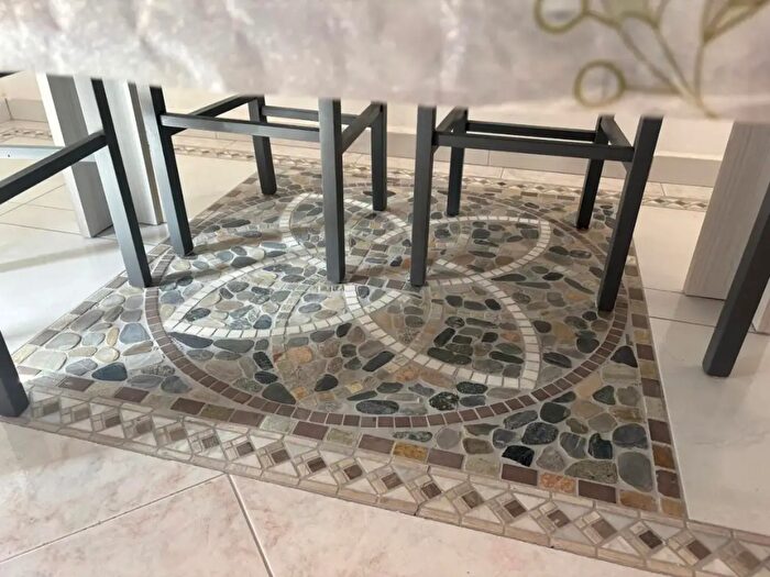 Appartamento trilocale in vendita in Rosignano Marittimo