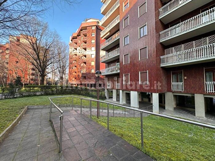 Appartamento quadrilocale in affitto in Via John Fitzgerald Kennedy, Centro, San Donato Milanese