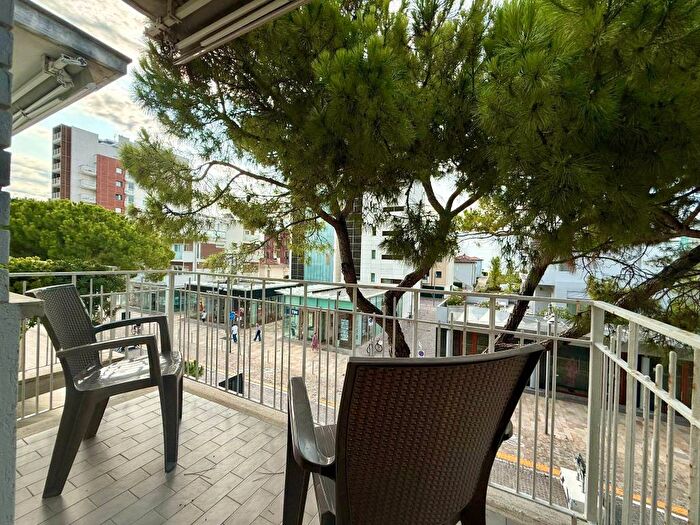 Appartamento trilocale in affitto in Via Bartolomeo Colleoni, Lido Centro Ovest, Jesolo