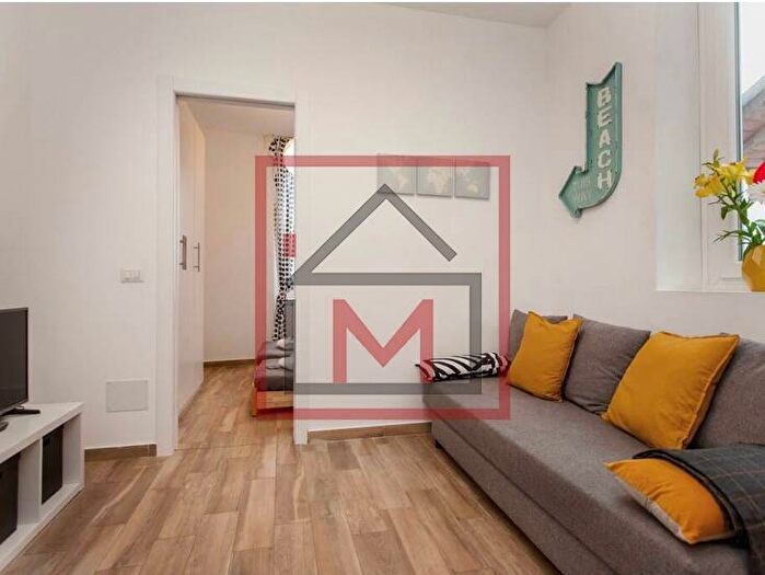 Appartamento trilocale in affitto in Viale Certosa, Certosa, Milano