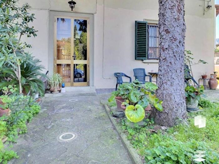 Casa con 6 locali in vendita in Via delle Prata, Rinaldi San Martino alla Palma, Scandicci