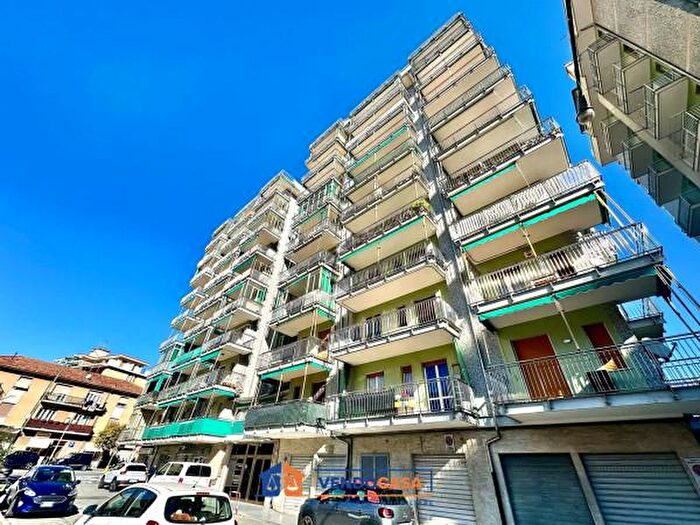 Appartamento bilocale in vendita in Via Montevideo, Borghetto Santo Spirito