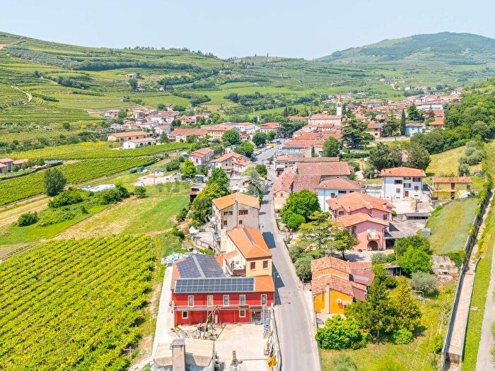 Appartamento monolocale in affitto in Via Molini, Cazzano di Tramigna