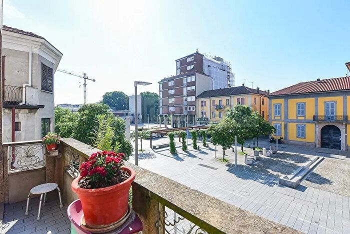 Case in Vendita e in Affitto - 3