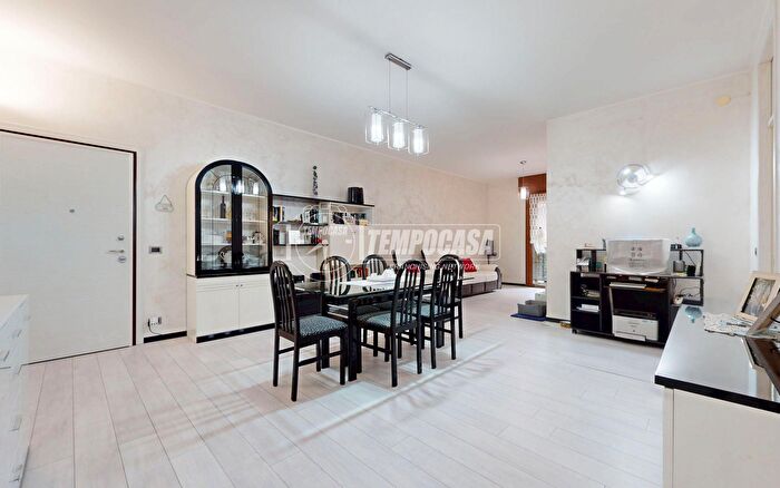 Appartamento quadrilocale in vendita in Piazza Salvador Allende, Campogalliano