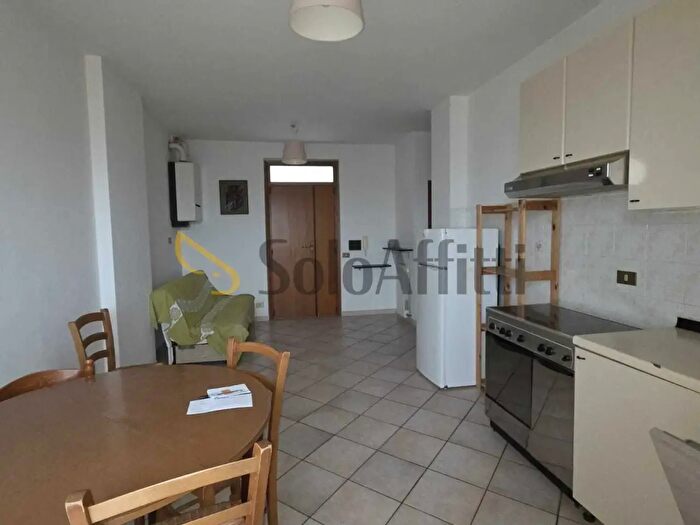 Appartamento trilocale in affitto in Via del Chianti Classico, Monteriggioni