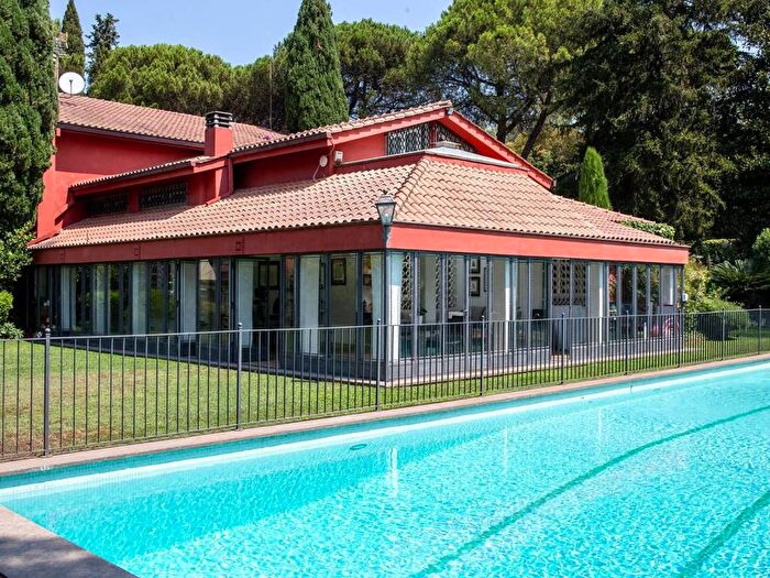 Casa con 6 locali in affitto in Via SacrofanoCassia, Monte Caminetto, Sacrofano