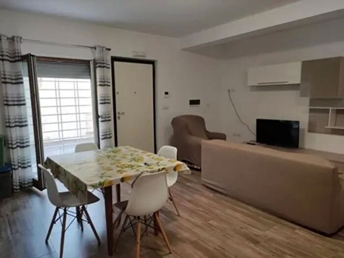 Appartamento trilocale in affitto in Via Nino Gemelli, Catanzaro