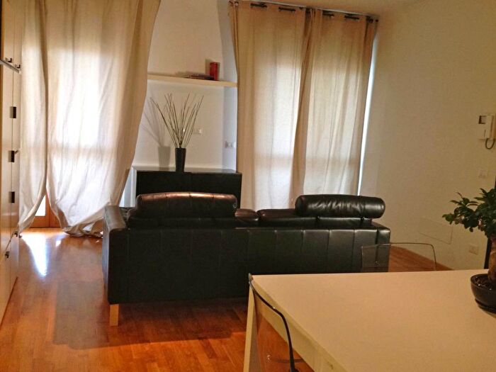 Casa quadrilocale in affitto in Cafaggio Grignano, Prato