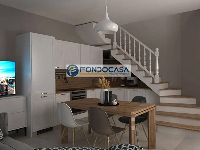 Casa quadrilocale in vendita in Via Fondi, Puegnago Sul Garda