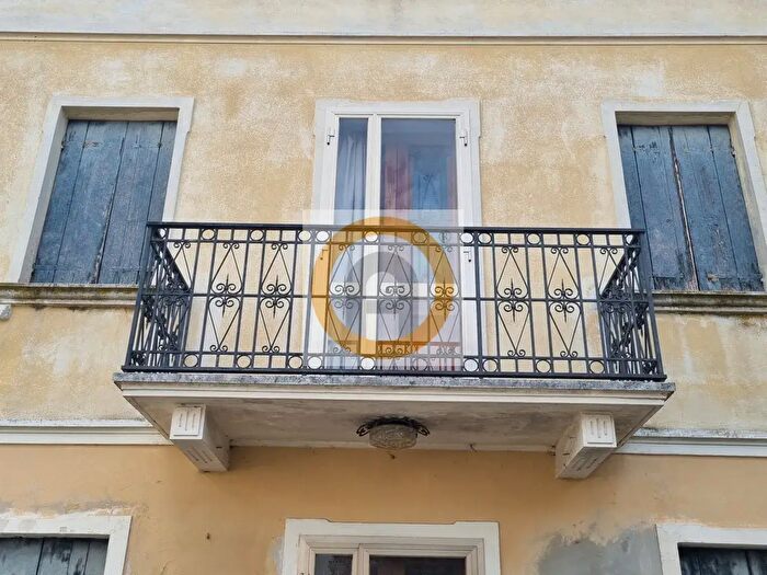 Casa quadrilocale in vendita in Rossano Veneto