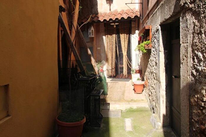 Appartamento quadrilocale in vendita in Via Corte, Poggio Moiano