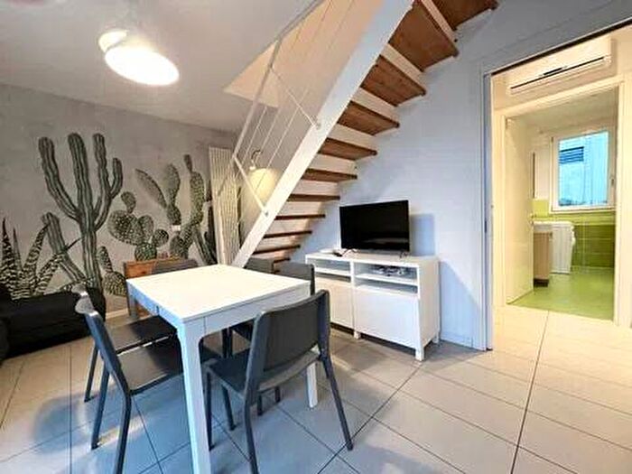 Appartamento con 6 locali in affitto in Via Arrigo Boito No Number, Lido Ovest Faro, Jesolo