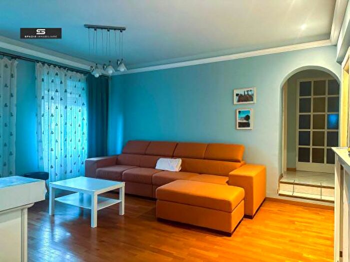 Appartamento quadrilocale in vendita in Vico delle Ninfe, Teramo