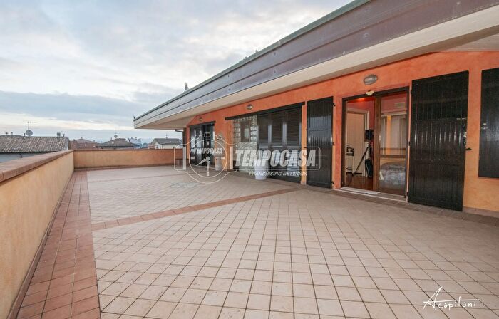 Casa con 6 locali in vendita in Via SantAgà, Cesena