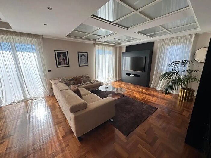 Appartamento con 5 locali in vendita in Via Cavalieri di Vittorio Veneto, Avezzano