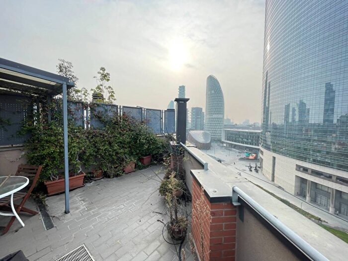 Appartamento bilocale in affitto in Via Gaetano De Castillia, Isola, Milano