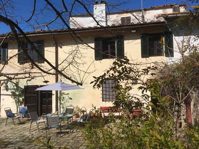 Appartamento con 5 locali in affitto in San Casciano in Val di Pesa