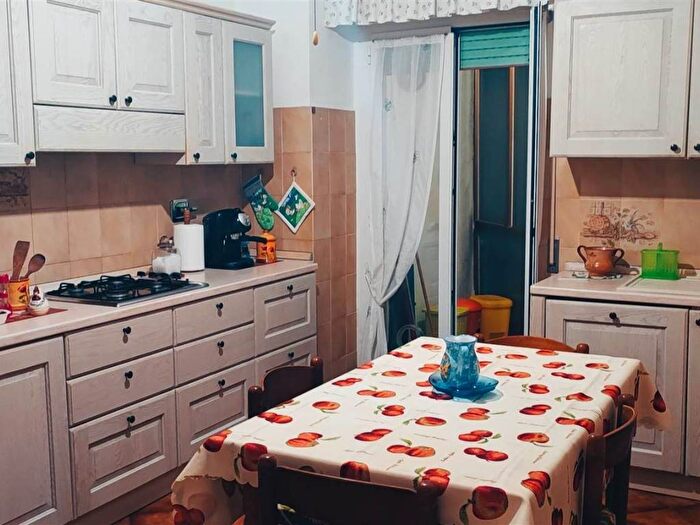 Appartamento quadrilocale in affitto in Zona Nuova Pratoranieri, Follonica