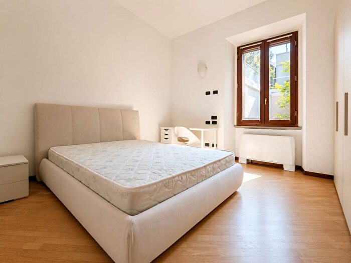 Appartamento trilocale in affitto in Corso Giuseppe Garibaldi, Lanza, Milano
