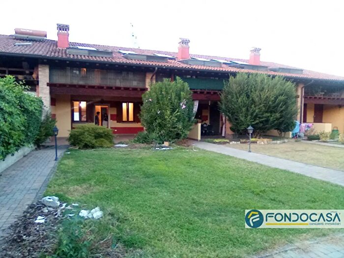 Appartamento trilocale in affitto in Via Veneto, Palazzolo Sull'Oglio