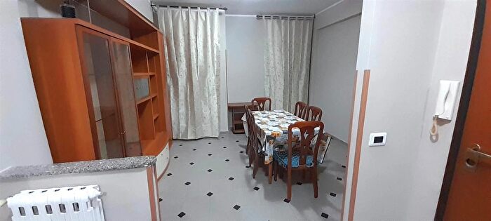 Appartamento trilocale in affitto in Catanzaro