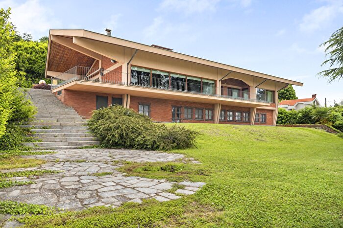 Casa con 20 locali in vendita in Via Boccardi, Pino Torinese