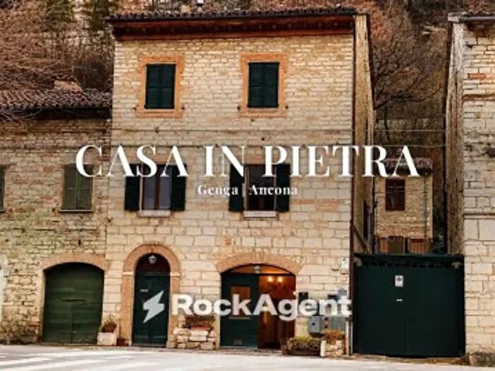 Appartamento bilocale in vendita in Via Camponocecchio, Genga
