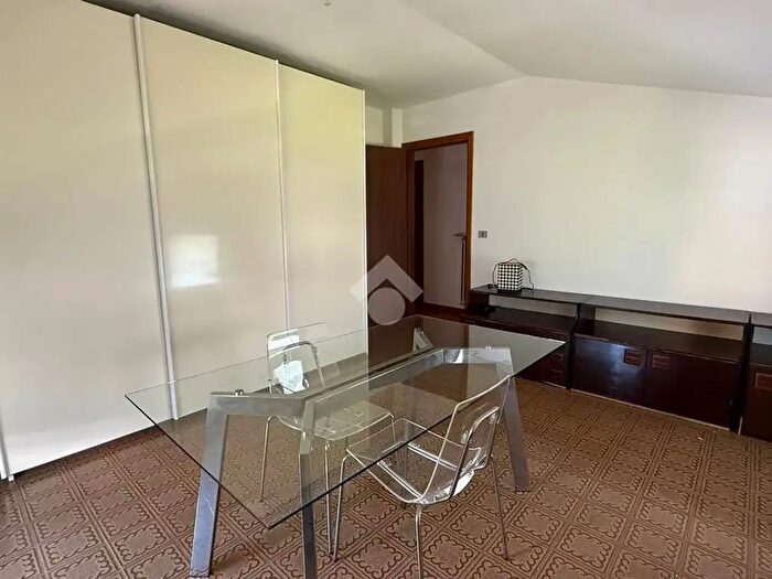 Appartamento in affitto in Via Luigi Longo, Aviano